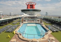 /album/galeria-de-fotos-soberano/detalle-piscina-sovereign-2-jpg/