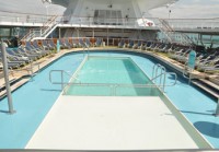 /album/galeria-de-fotos-soberano/detalle-piscina-sovereign-3-jpg/